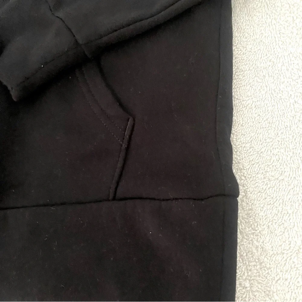 Old Navy Kids Pullover Hoodie and Joggers with Pockets and Drawstring Black S6/7